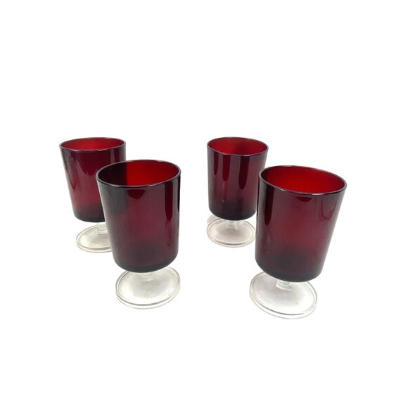 Vintage French Luminarc Ruby Red Wine Glasses Cranberry Glass Set Of Four Vintag - Picture 6 of 7
